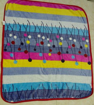 Chăn nỉ mùa thu hè